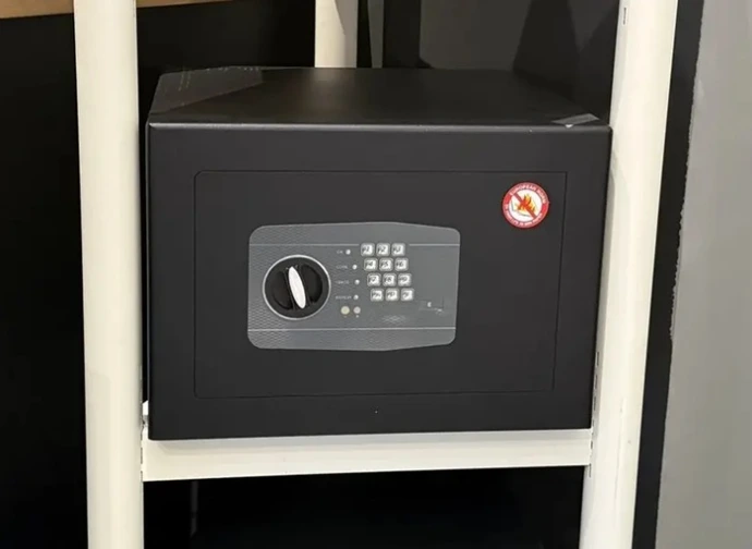 coffre-fort présenté